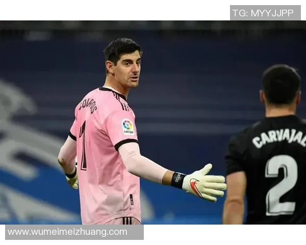 库尔图瓦的传奇之路：从青涩门将到世界顶级守护者的蜕变与荣耀