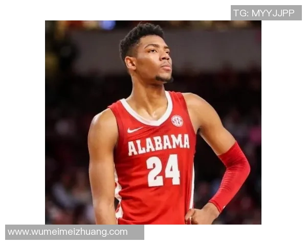 文班亚马新秀赛季表现惊艳场均数据领先同届球员引发关注