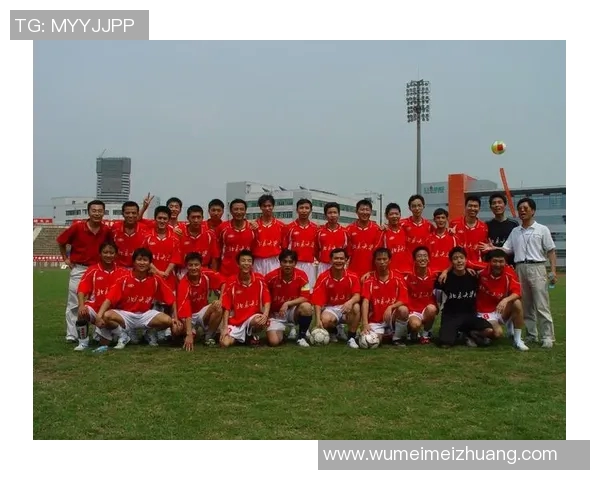 深圳足球队战术深度解析与球队发展历程的全面探讨